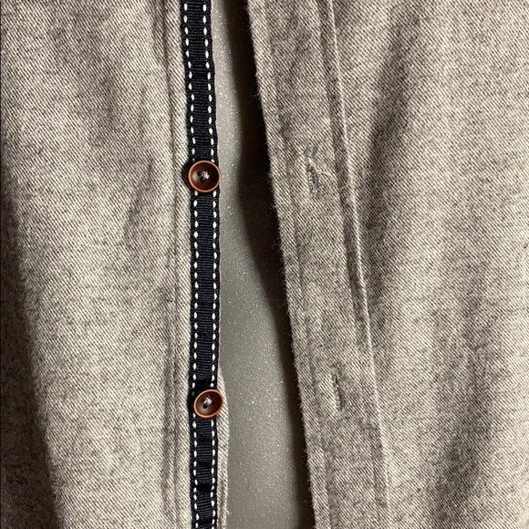 Made in 🇨🇦 Flannel Shirt - Picture 3 of 4